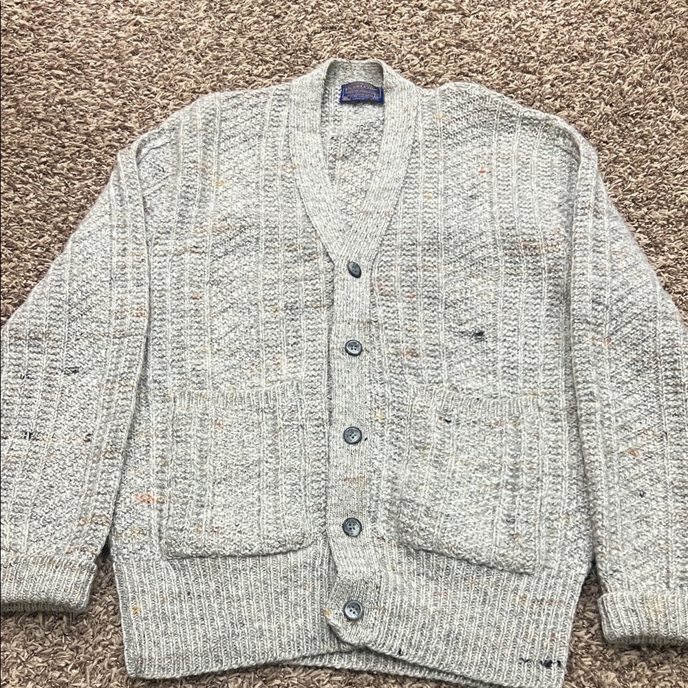 Vintage Pendleton 100% pure virgin wool cardigan sz L